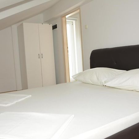 Apartman 2 Senj  Esterno foto